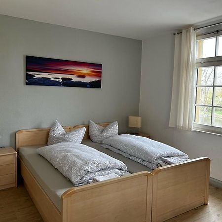 Pension Bootshaus Weißenfels Zimmer foto